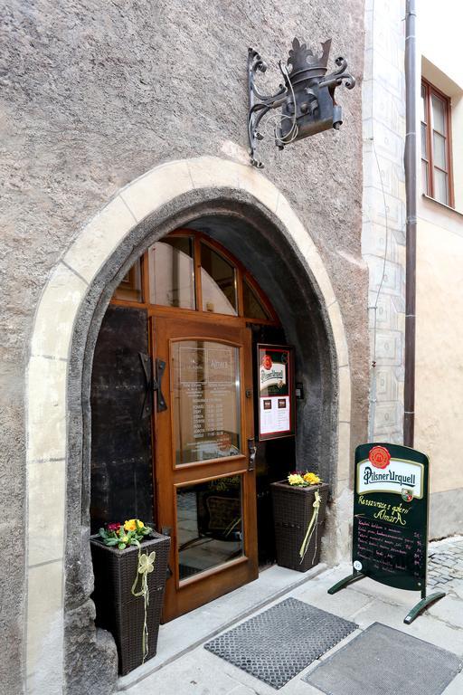 Hotel Koruna Прахатице Экстерьер фото